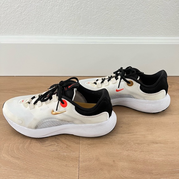 Nike Women's sneakers - Picture 8 of 13